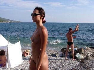 naked naturist femmes
