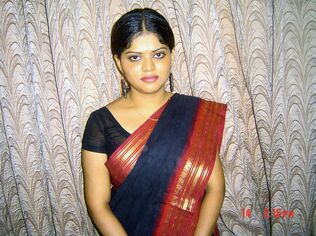 bare indian damsels photos